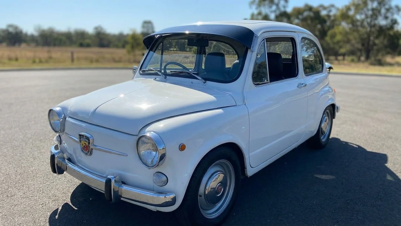 Abarth 428 Windscreen Sunvisor - 1