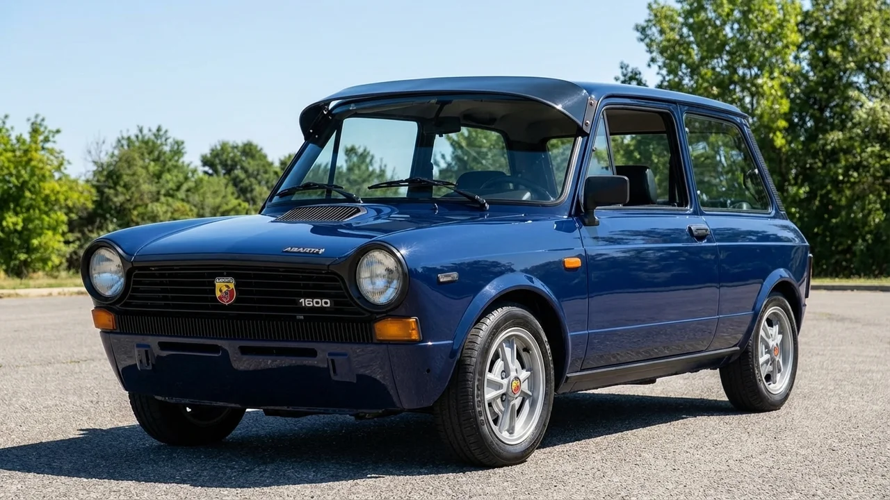 Abarth 428 Windscreen Sunvisor - 1