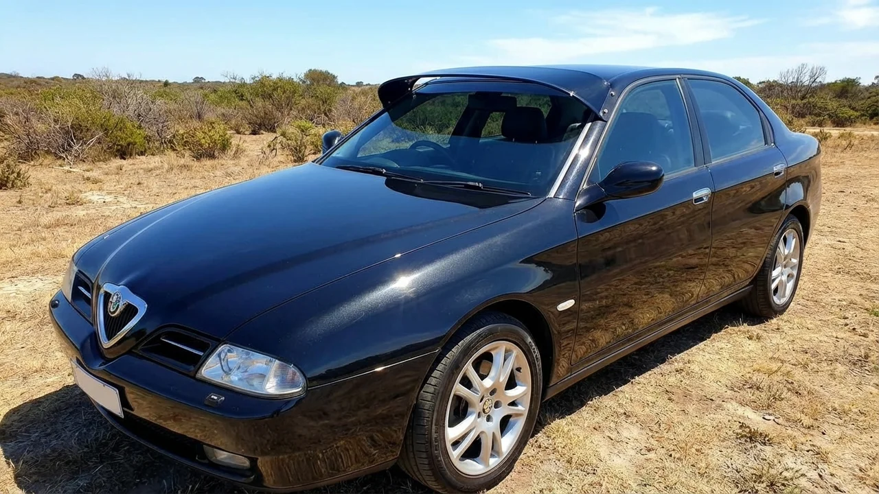 Alfa Romeo 428 Windscreen Sunvisor - 1