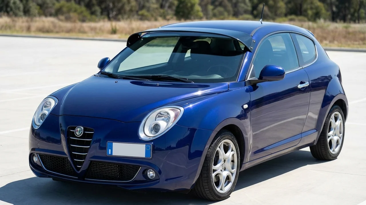 Alfa Romeo 428 Windscreen Sunvisor - 1