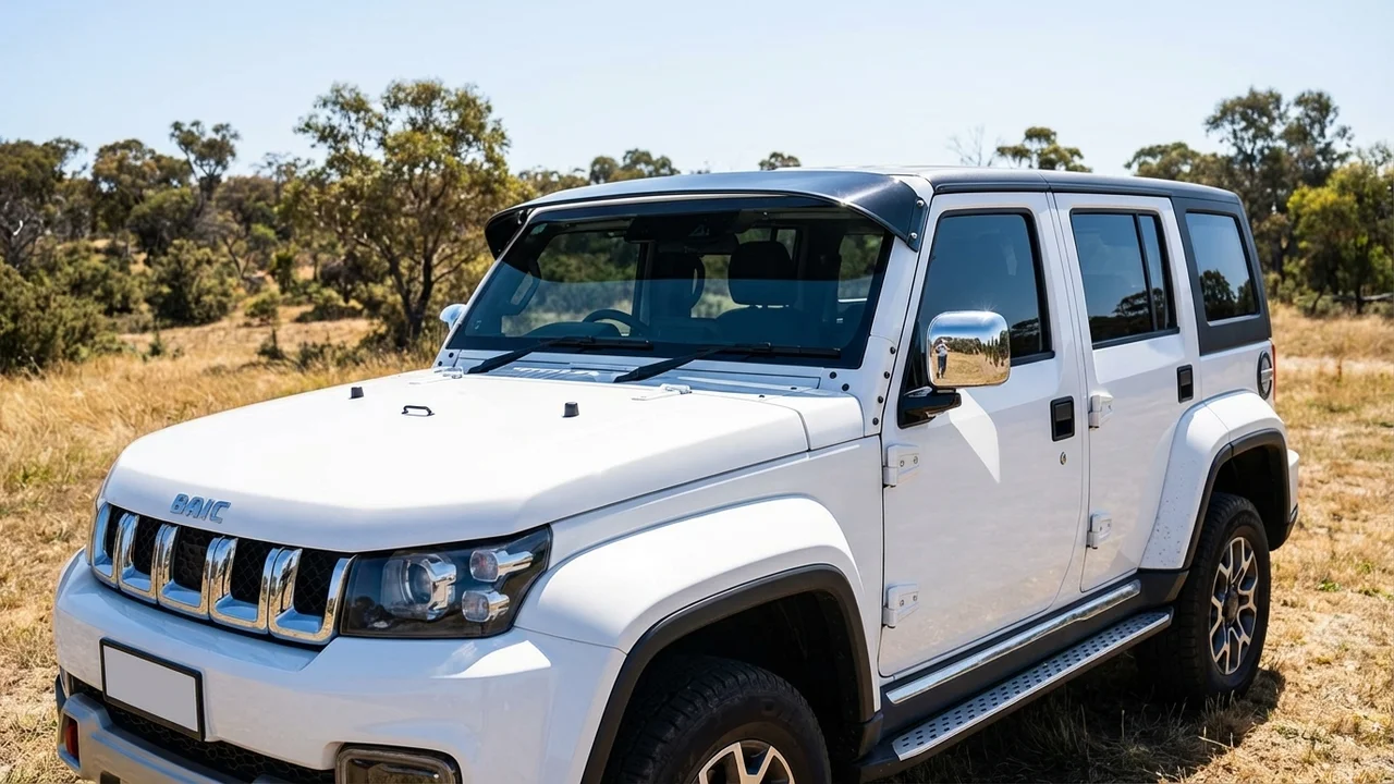 BAIC 428 Windscreen Sunvisor - 1