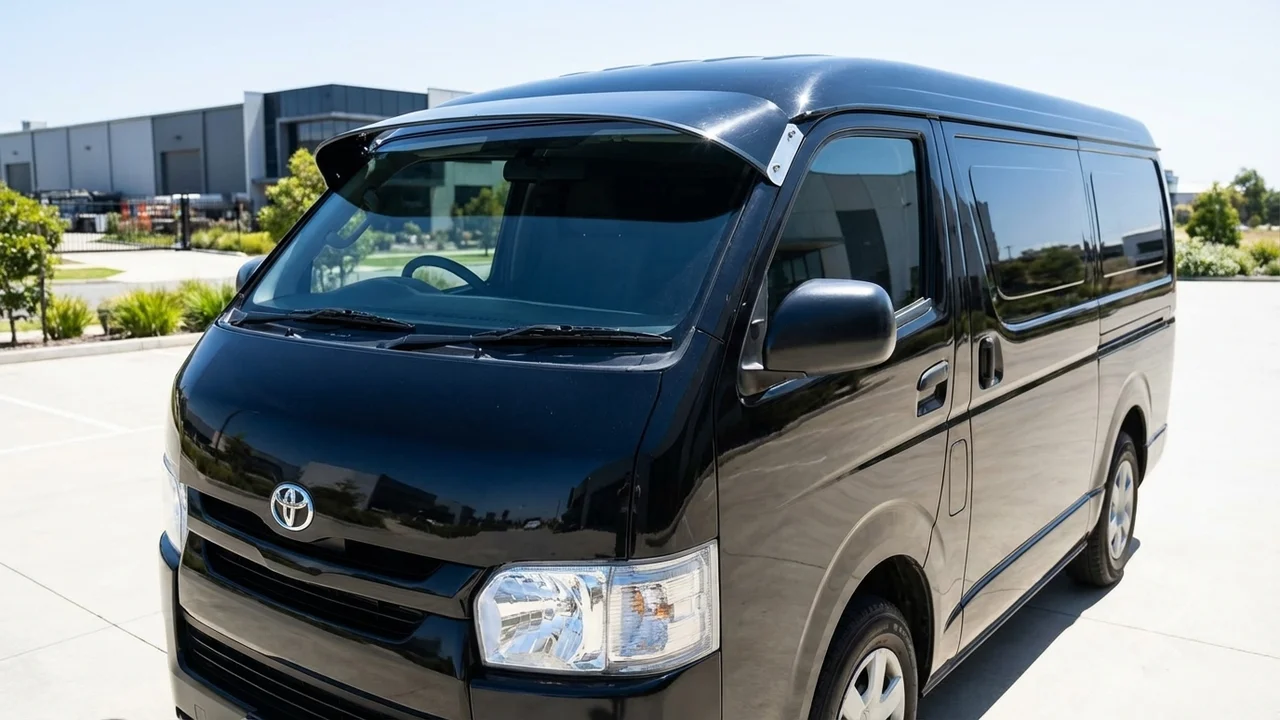 Bering 428 Windscreen Sunvisor - 1