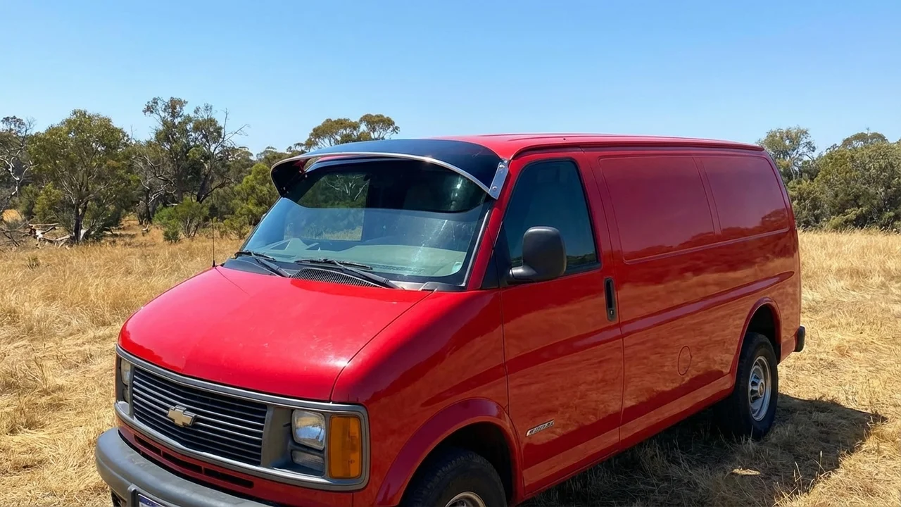 Chevrolet 428 Windscreen Sunvisor - 1