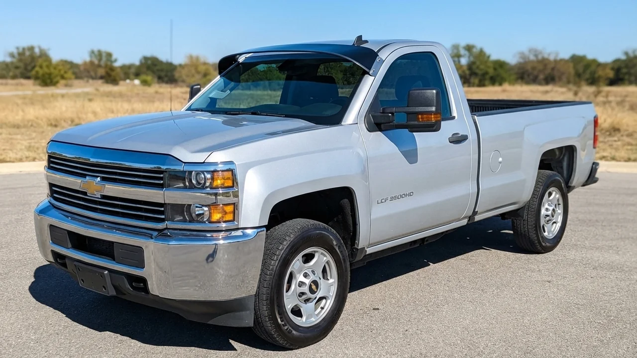 Chevrolet 428 Windscreen Sunvisor - 1