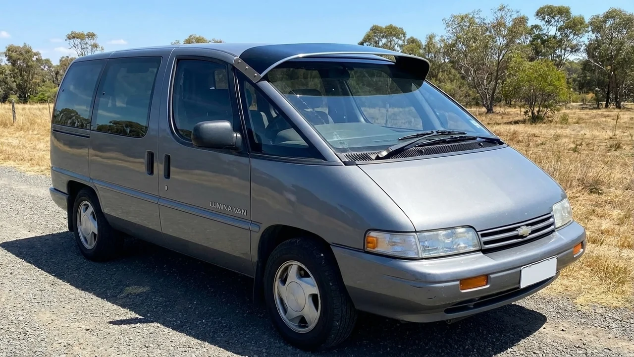 Chevrolet 428 Windscreen Sunvisor - 1