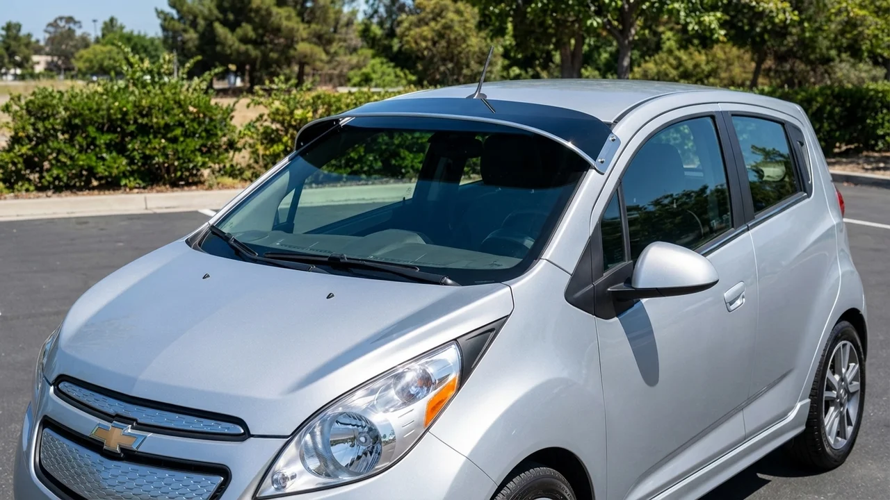 Chevrolet 428 Windscreen Sunvisor - 1