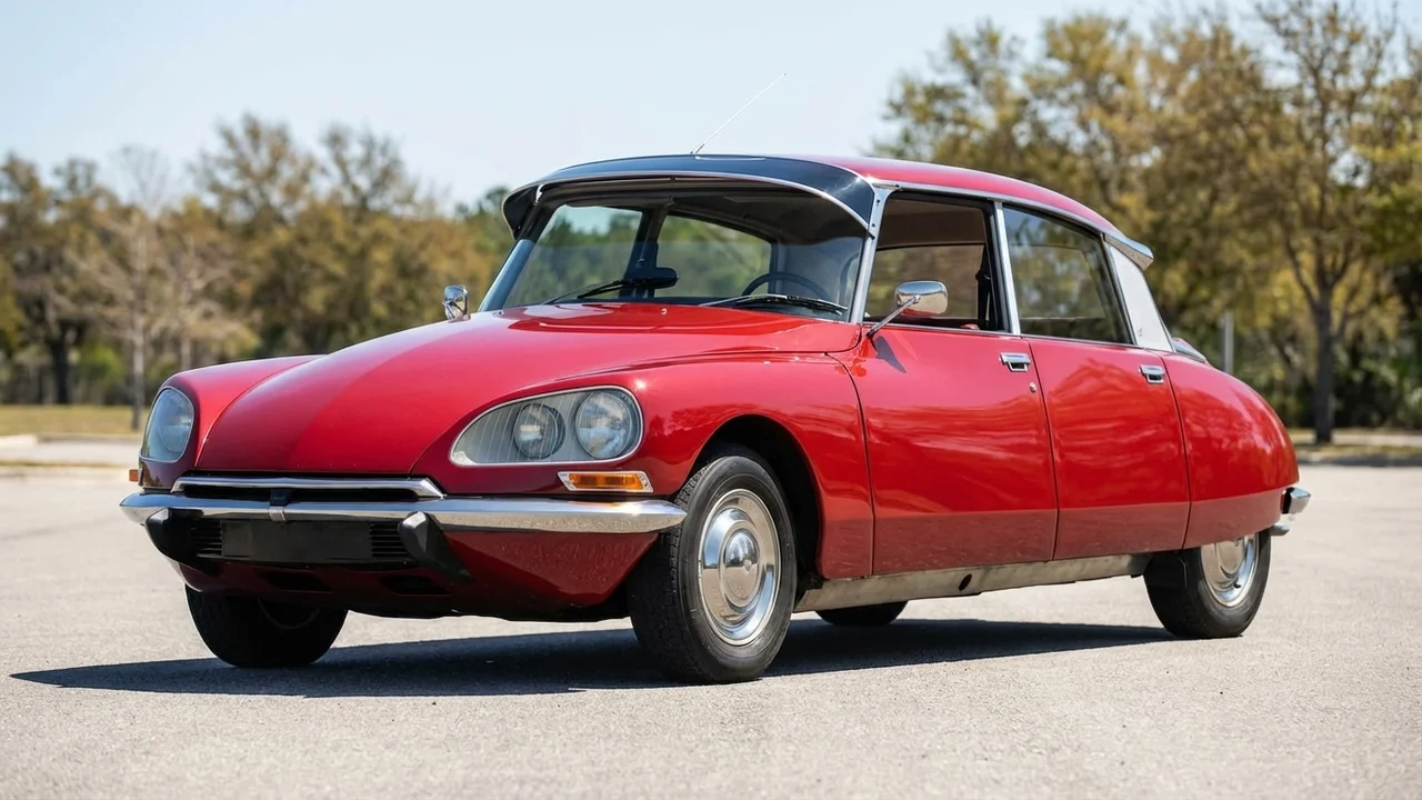 Citroen 428 Windscreen Sunvisor - 1