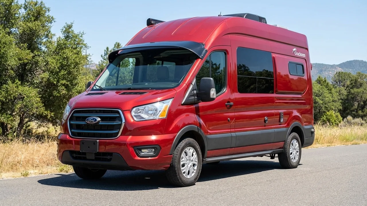 Coachmen 428 Windscreen Sunvisor - 1