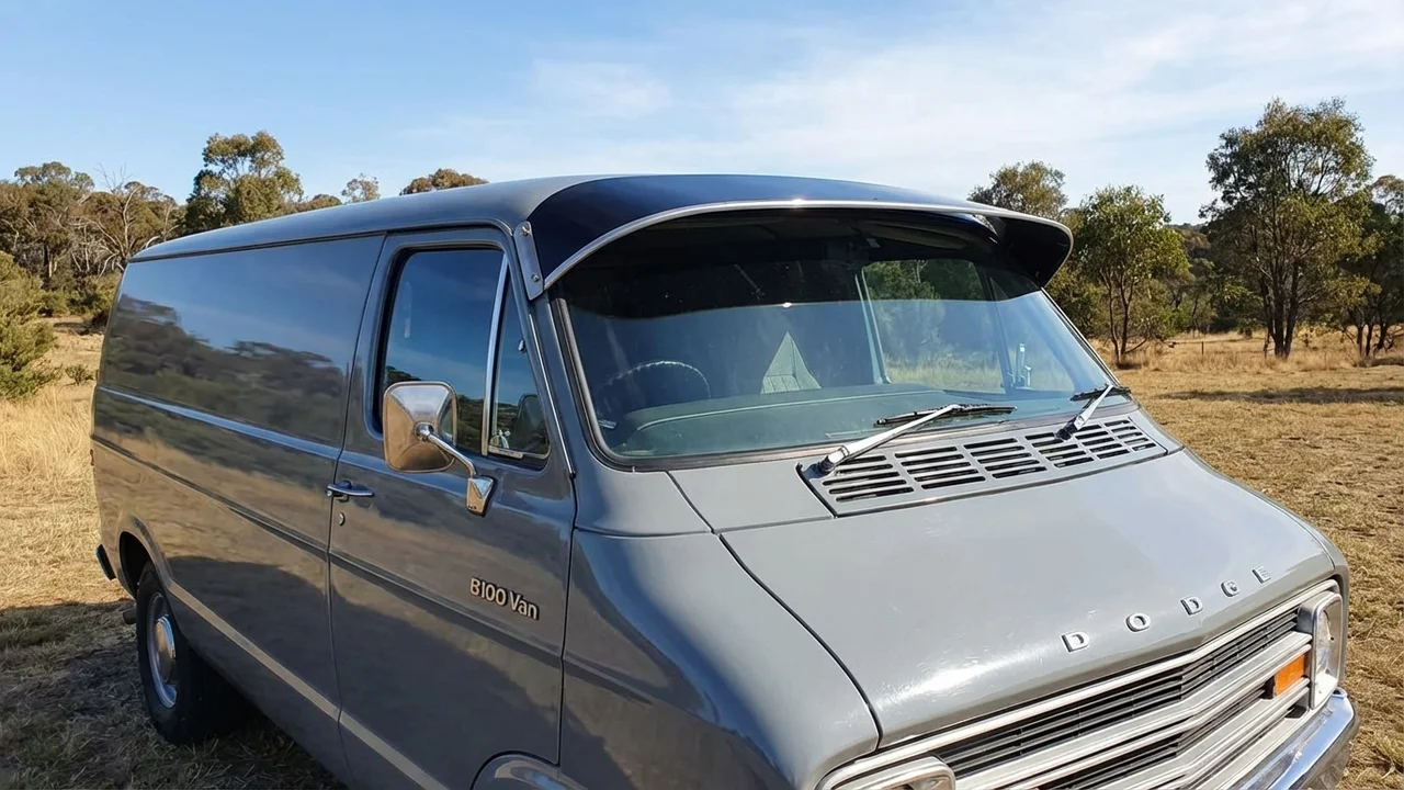 Dodge 428 Windscreen Sunvisor - 1