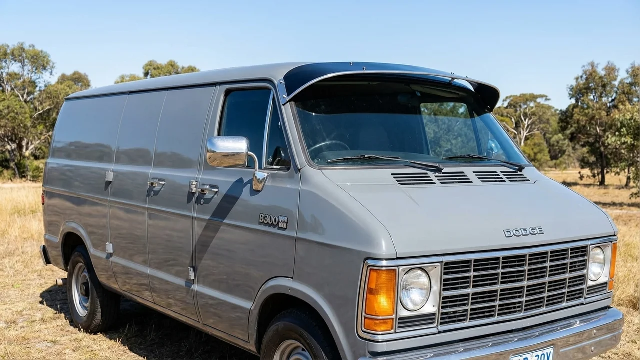 Dodge 428 Windscreen Sunvisor - 1