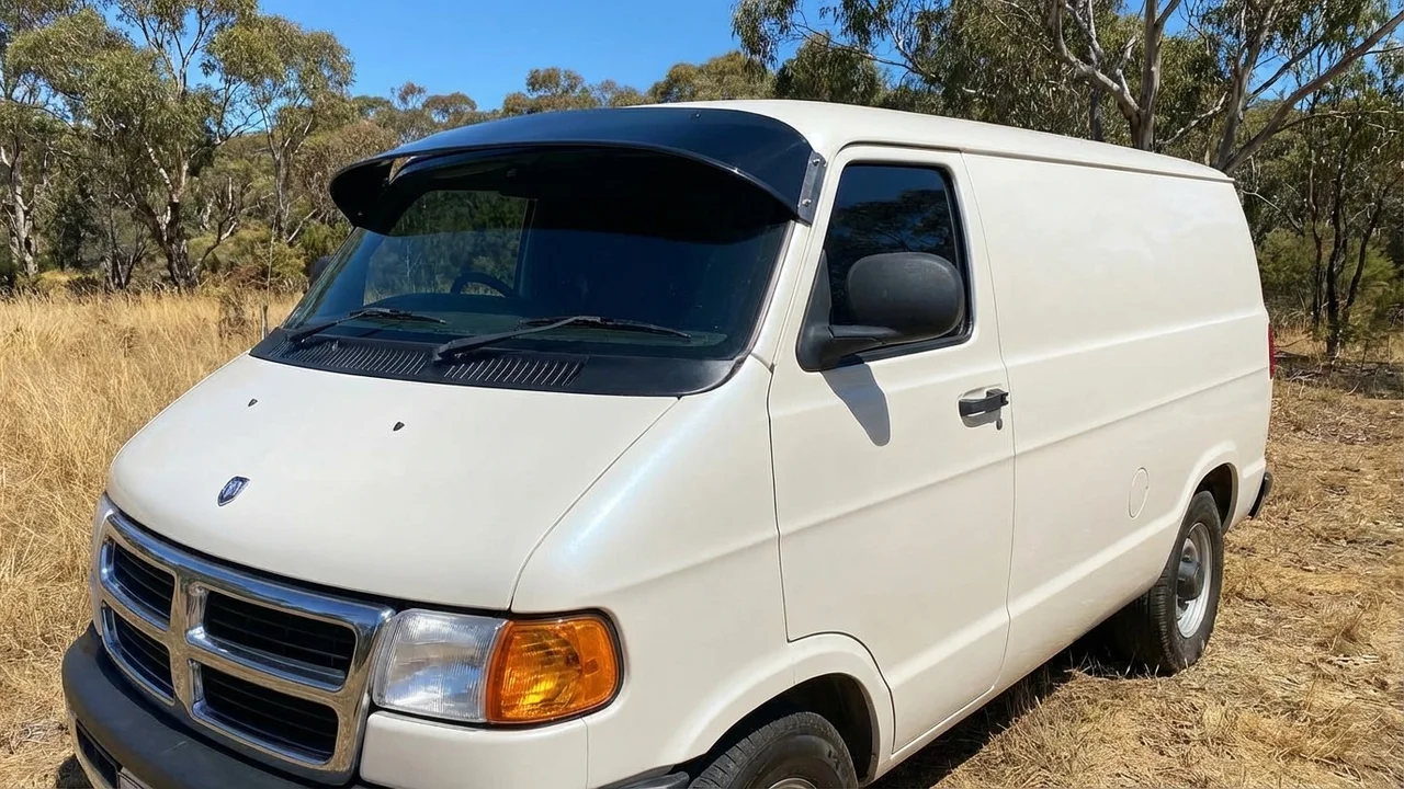 Dodge 428 Windscreen Sunvisor - 1