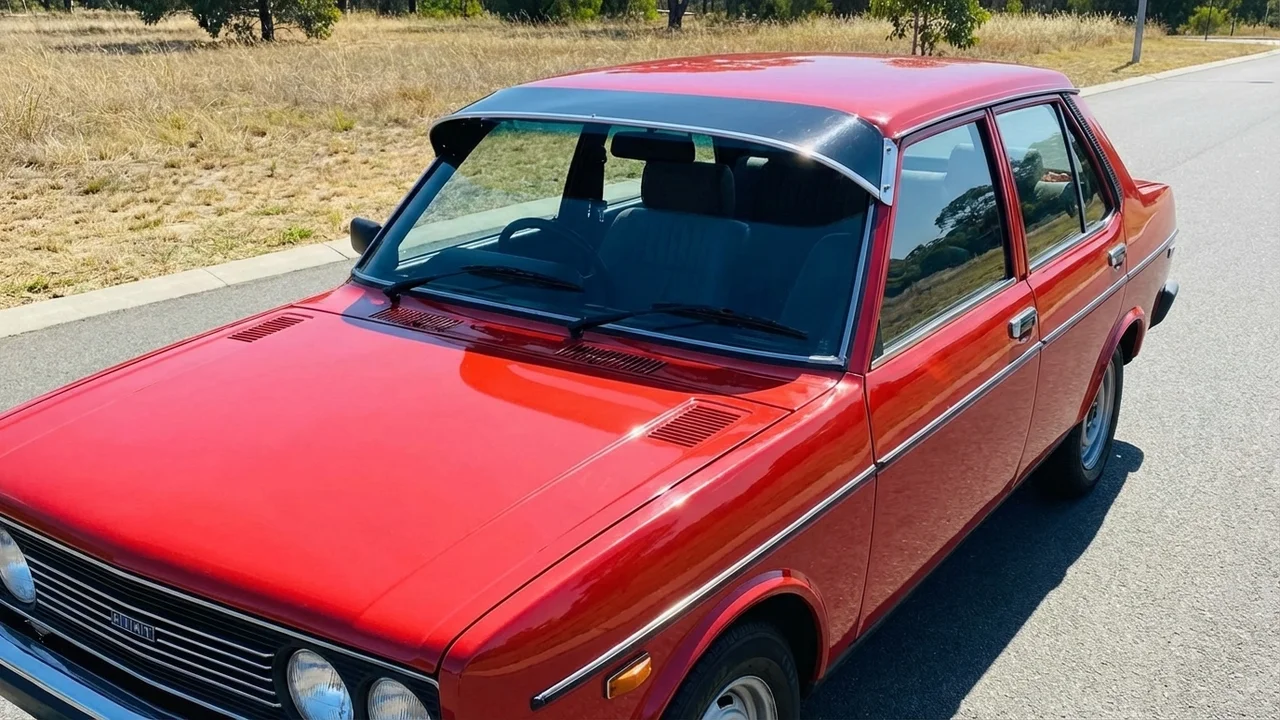 Fiat 428 Windscreen Sunvisor - 1