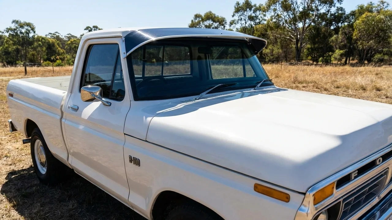 Ford 428 Windscreen Sunvisor - 1