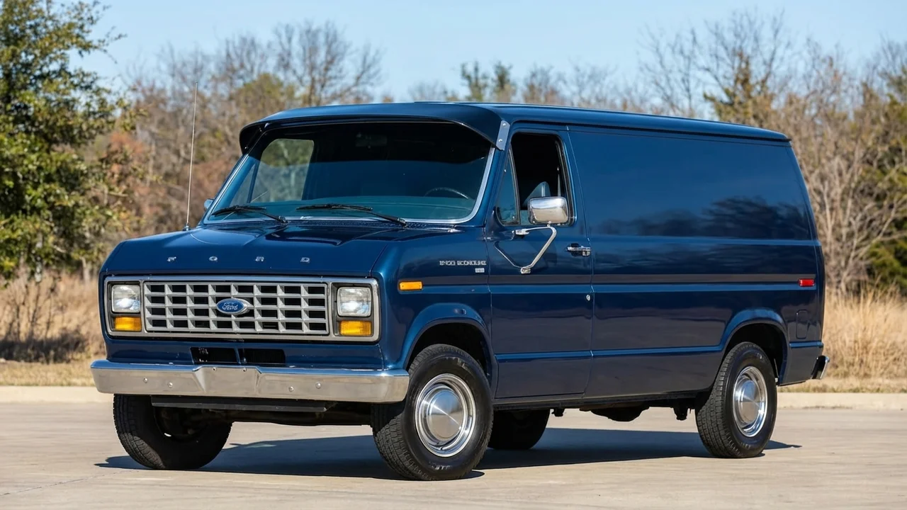 Ford 428 Windscreen Sunvisor - 1