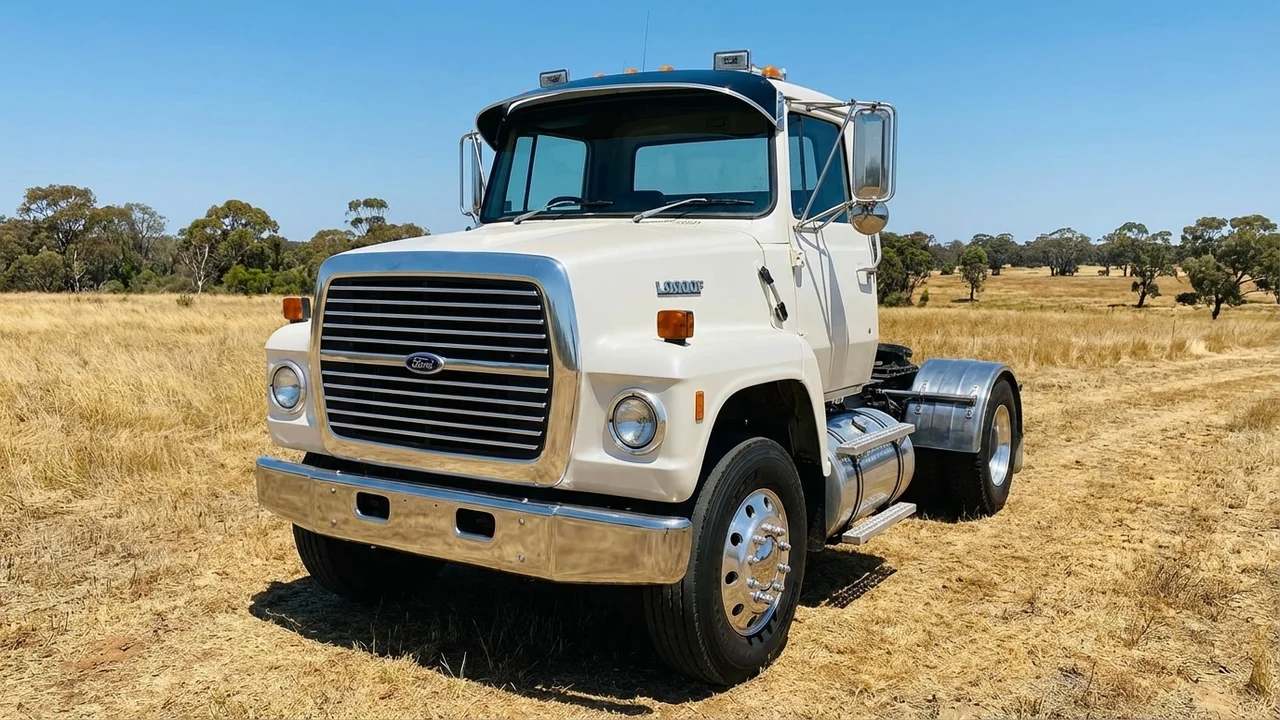 Ford 428 Windscreen Sunvisor - 1