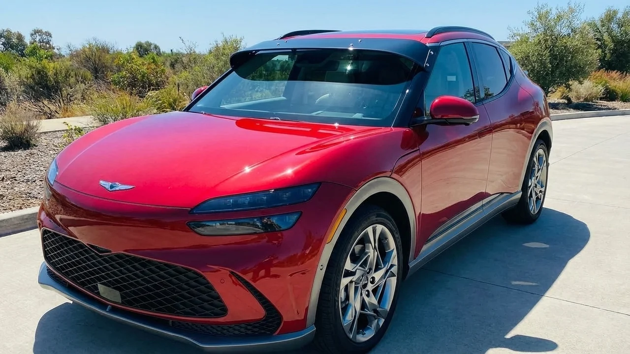 Genesis 428 Windscreen Sunvisor - 1