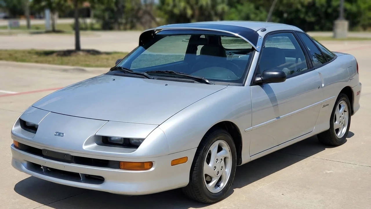 Geo 428 Windscreen Sunvisor - 1