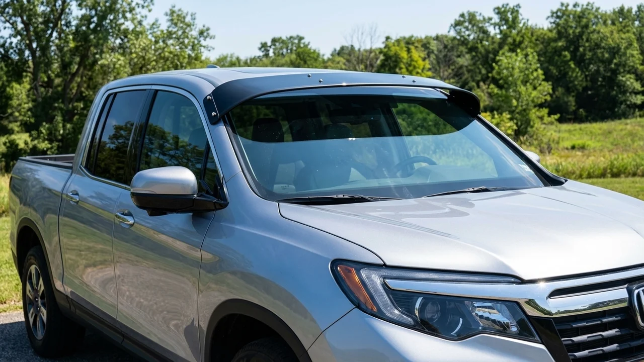 Honda 428 Windscreen Sunvisor - 1