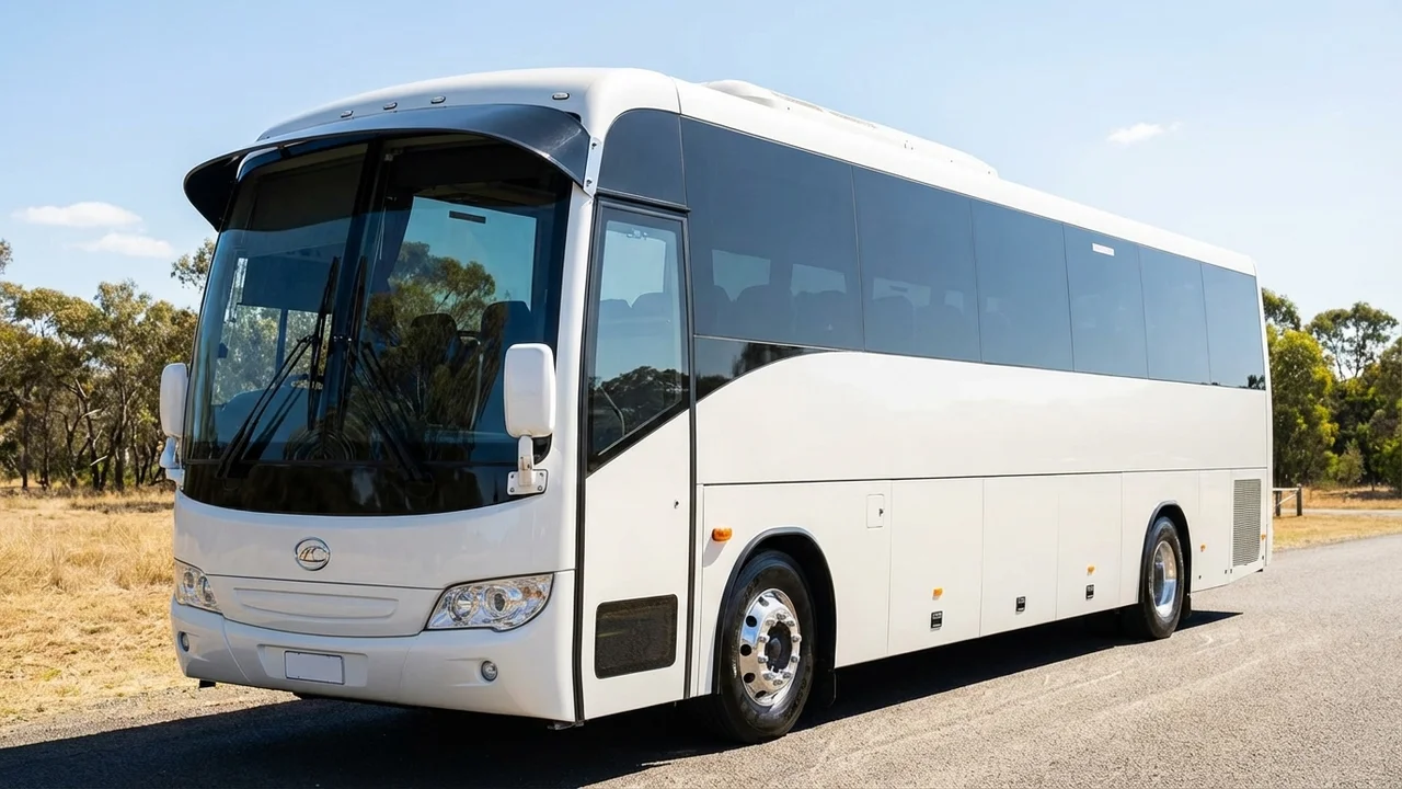 IC Corporation 428 Windscreen Sunvisor - 1