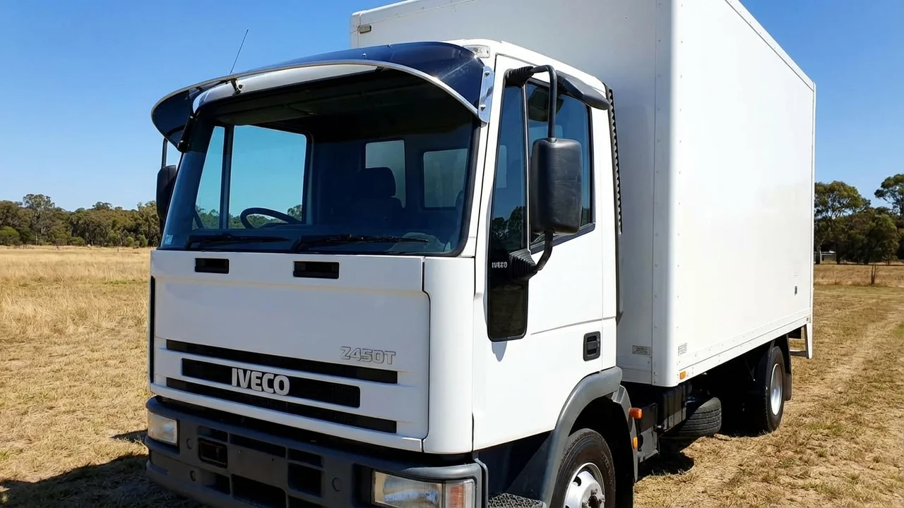 Iveco 428 Windscreen Sunvisor - 1