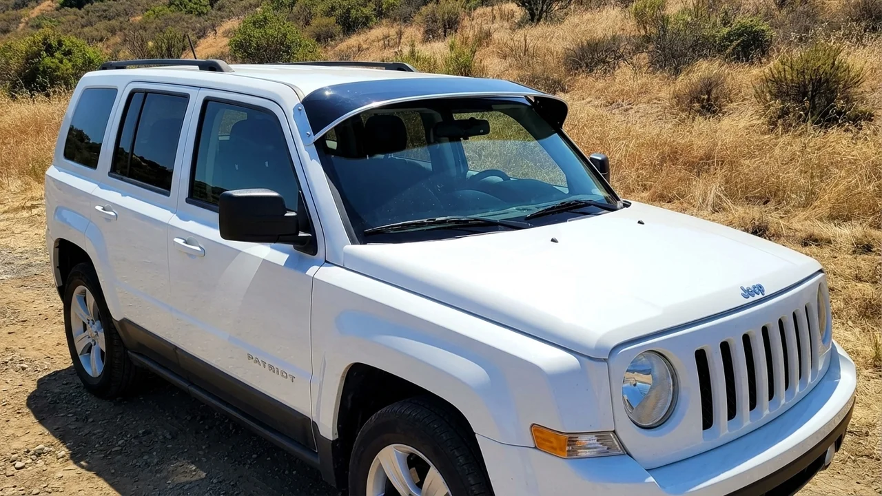 Jeep 428 Windscreen Sunvisor - 1