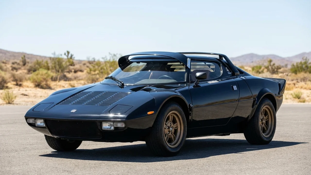 Lancia 428 Windscreen Sunvisor - 1