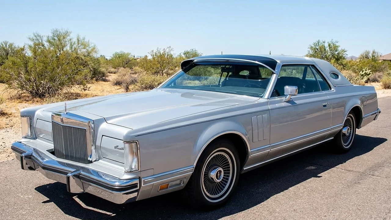 Lincoln 428 Windscreen Sunvisor - 1