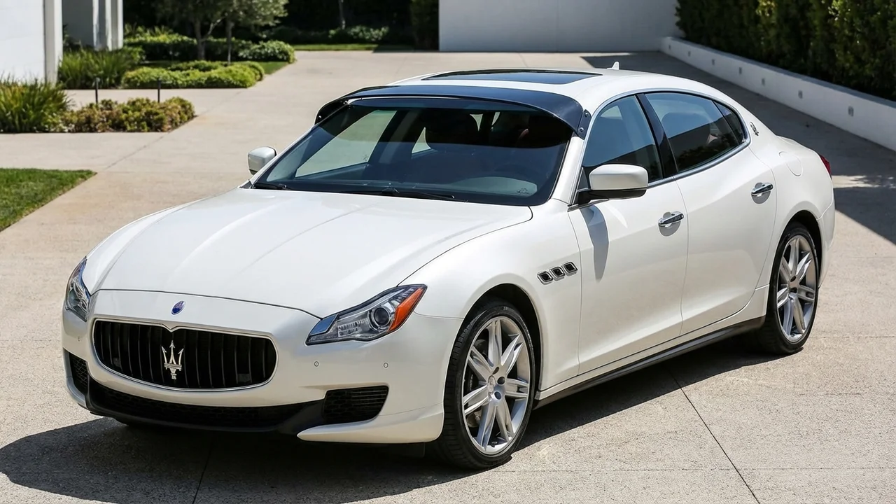 Maserati 428 Windscreen Sunvisor - 1