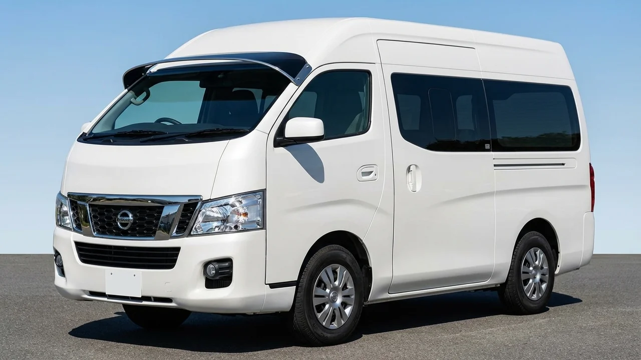 Nissan 428 Windscreen Sunvisor - 1