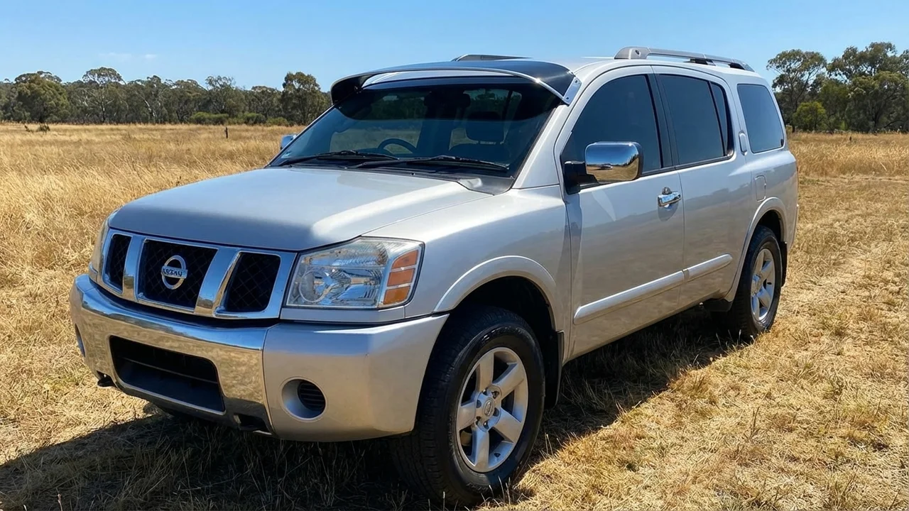 Nissan 428 Windscreen Sunvisor - 1