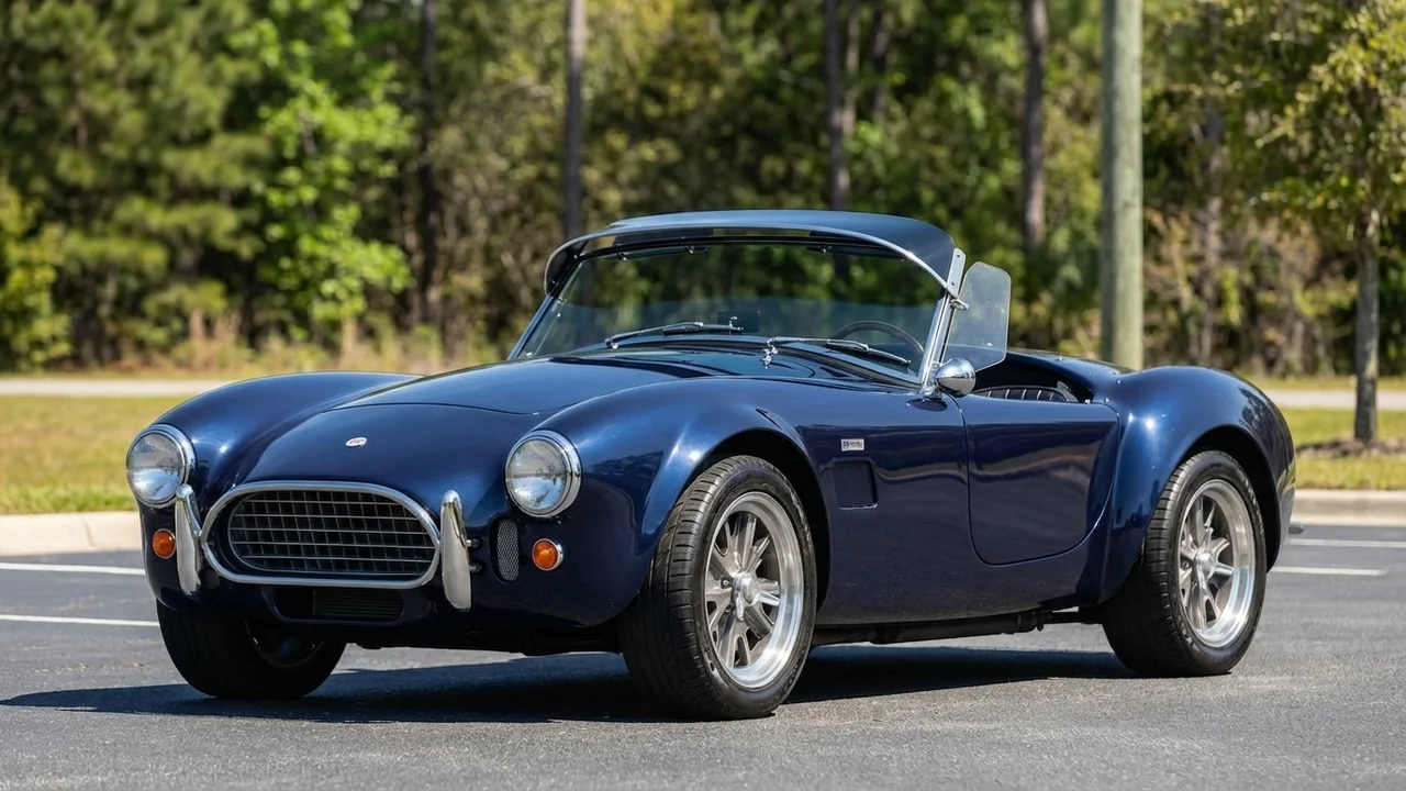 Panoz 428 Windscreen Sunvisor - 1