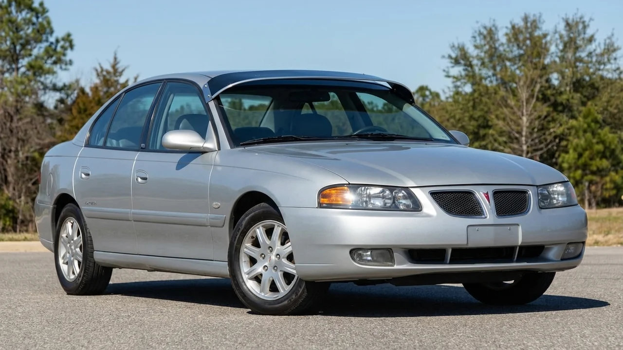 Pontiac 428 Windscreen Sunvisor - 1