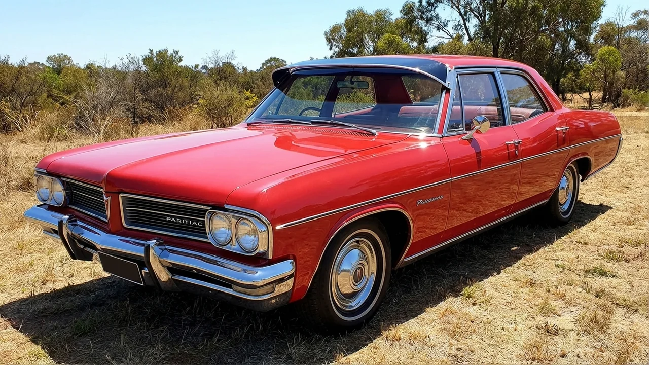 Pontiac 428 Windscreen Sunvisor - 1