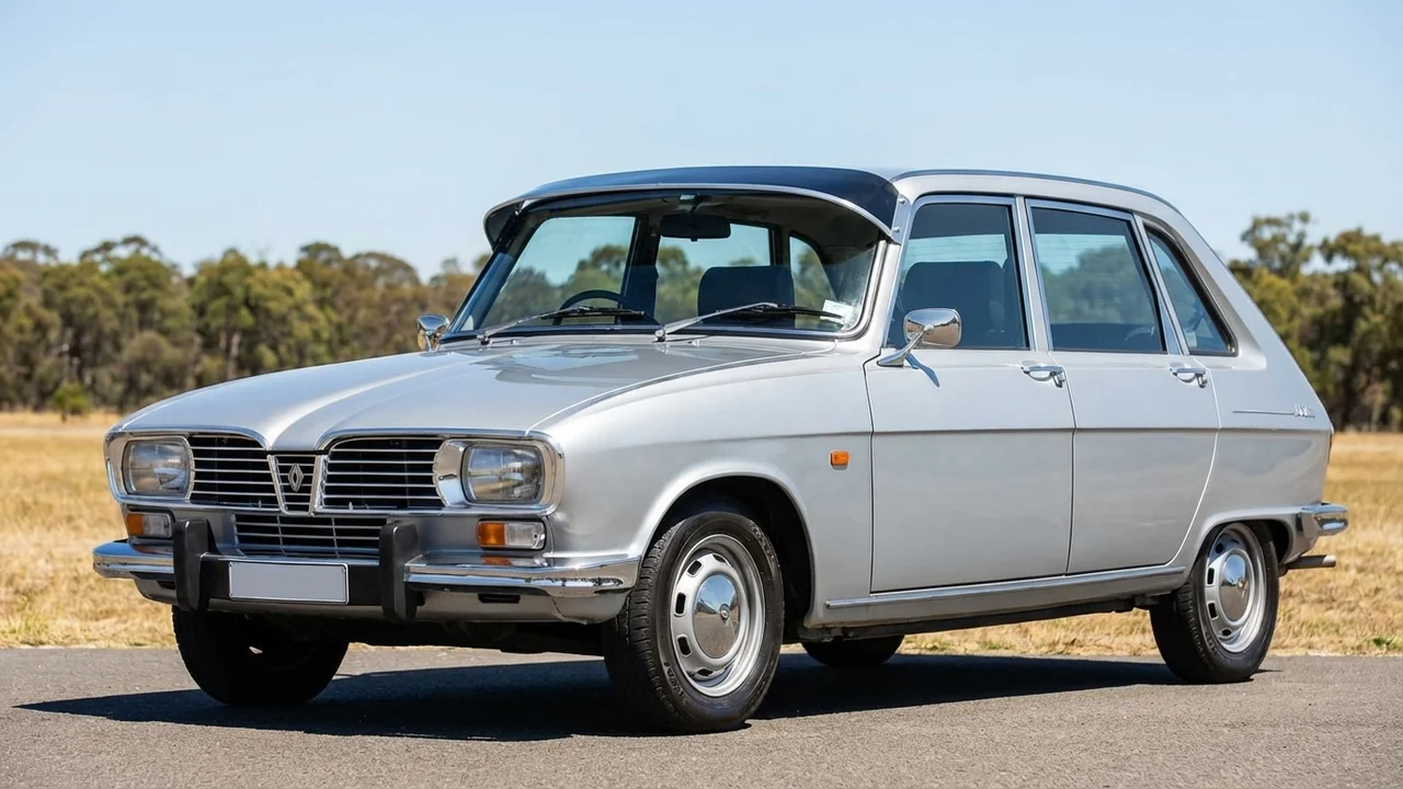 Renault 428 Windscreen Sunvisor - 1