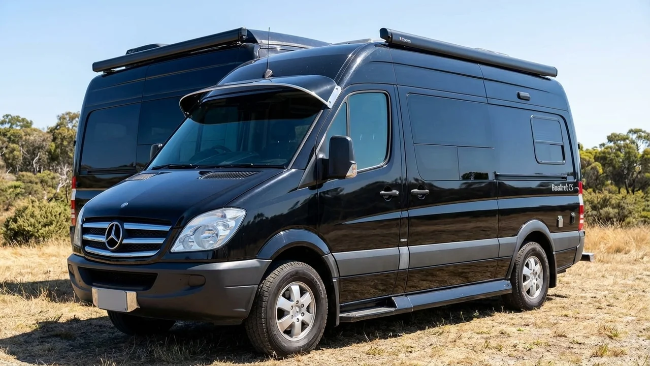 Roadtrek 428 Windscreen Sunvisor - 1