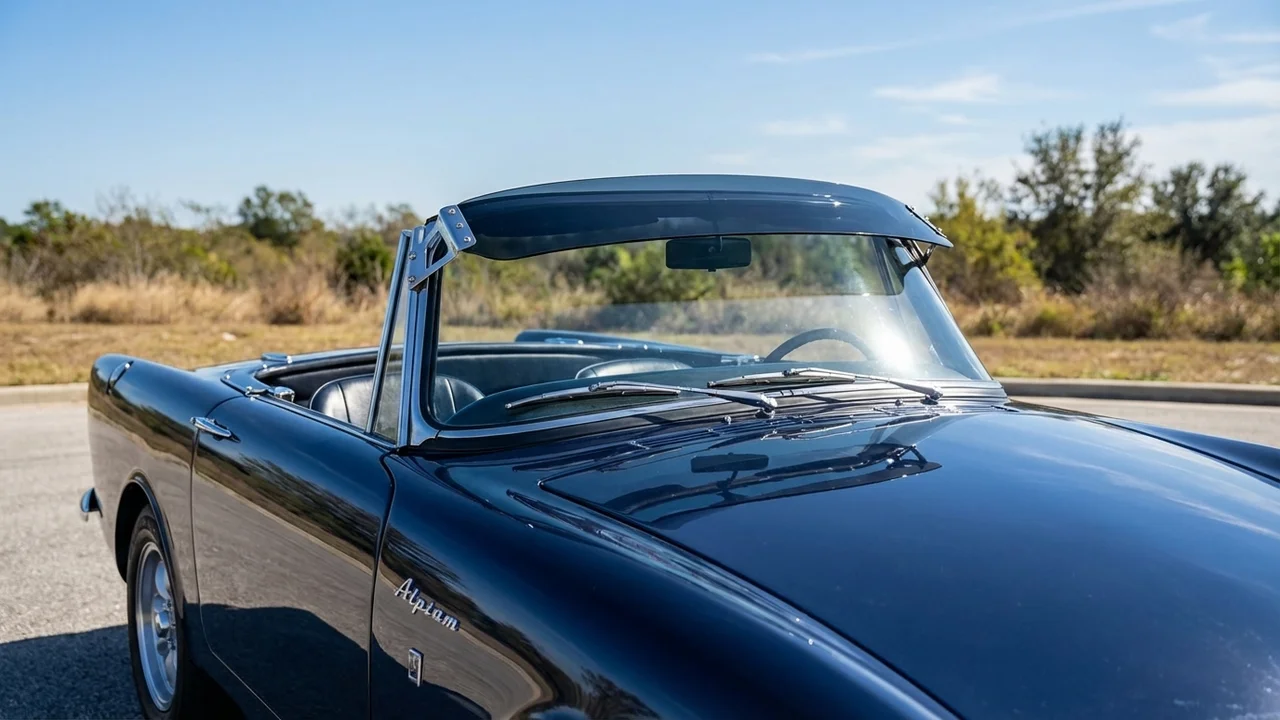 Sunbeam 428 Windscreen Sunvisor - 1