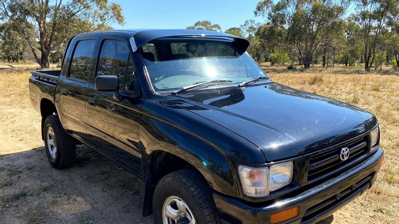 Toyota 428 Windscreen Sunvisor - 1