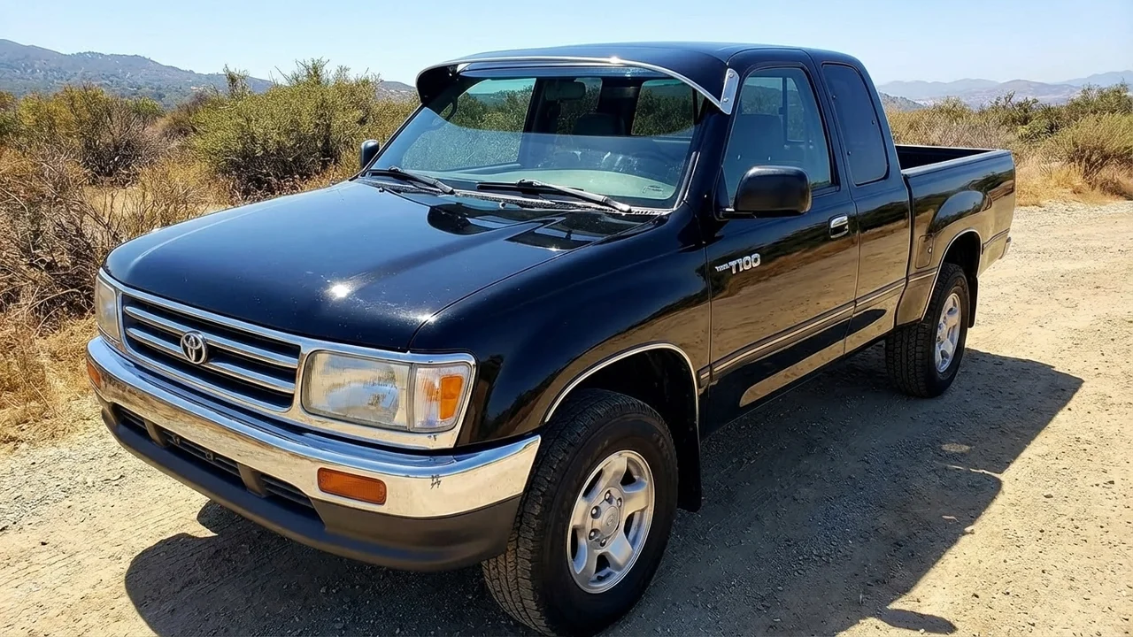 Toyota 428 Windscreen Sunvisor - 1