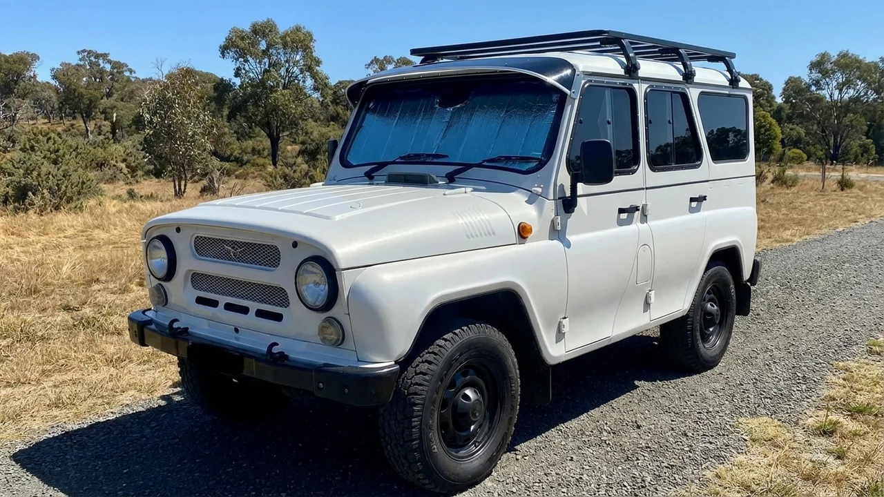 UAZ 428 Windscreen Sunvisor - 1