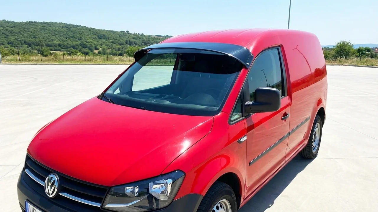 Volkswagen 428 Windscreen Sunvisor - 1