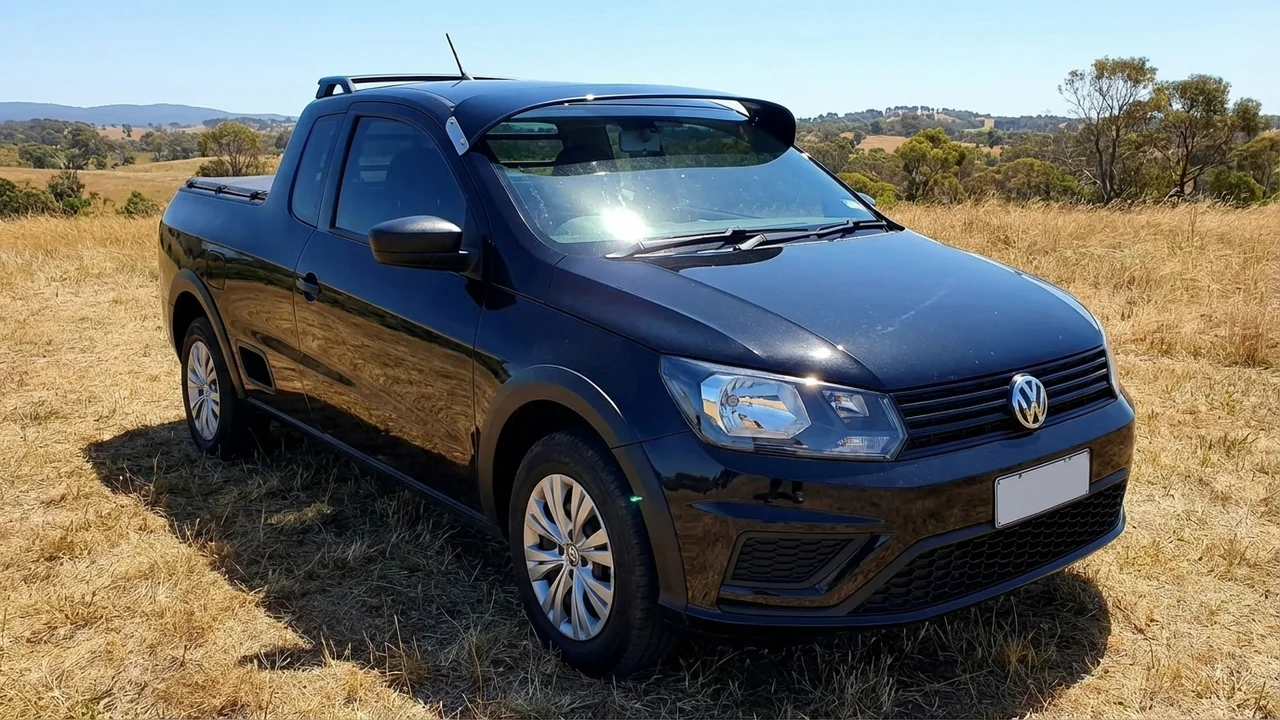 Volkswagen 428 Windscreen Sunvisor - 1