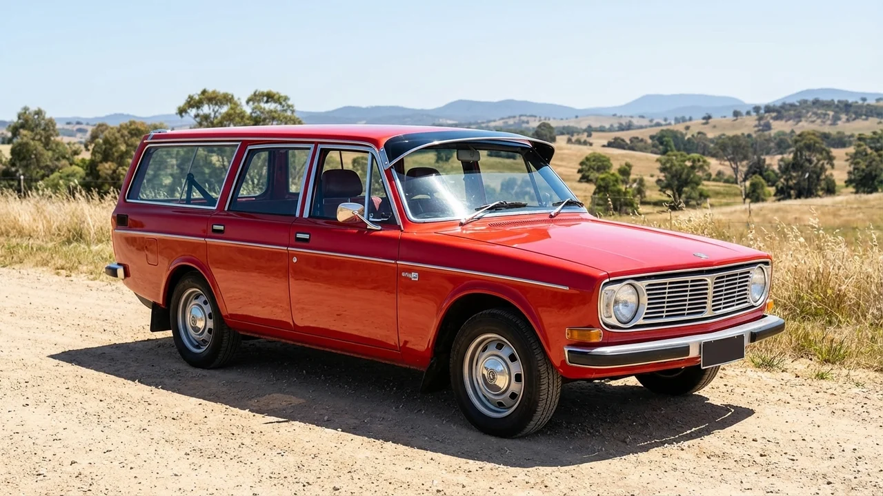 Volvo 428 Windscreen Sunvisor - 1