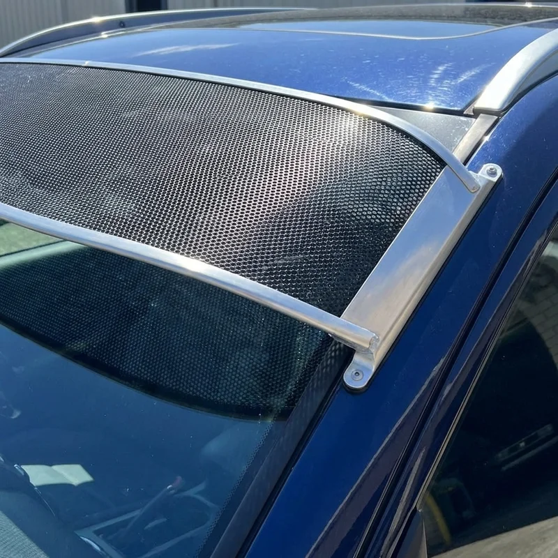 Alfa Romeo Berlina Mesh Windscreen Sunvisor (1969 - 1974) - 1