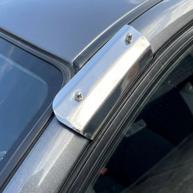 American Coach American Tradition Sunvisor Mounting Bracket Kit (2021 - 2022) - 1