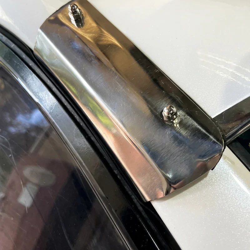 Audi Q4 e tron Sportback visiiri kinnituskomplekt (2022 - 2025) - 1