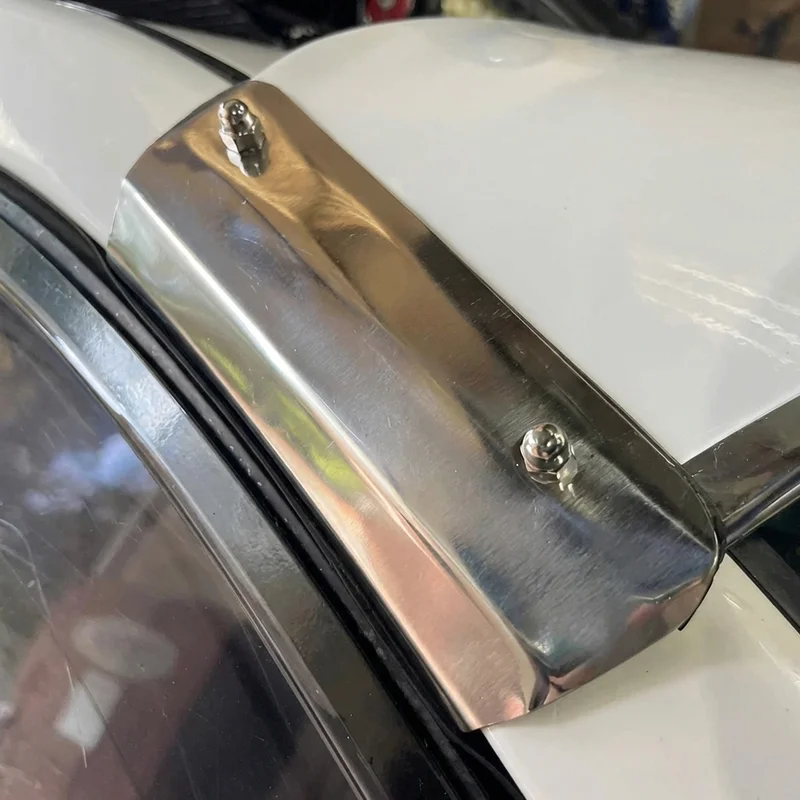 Bentley T2 Series Sunvisor Mounting Bracket Kit (1977 - 1980) - 1