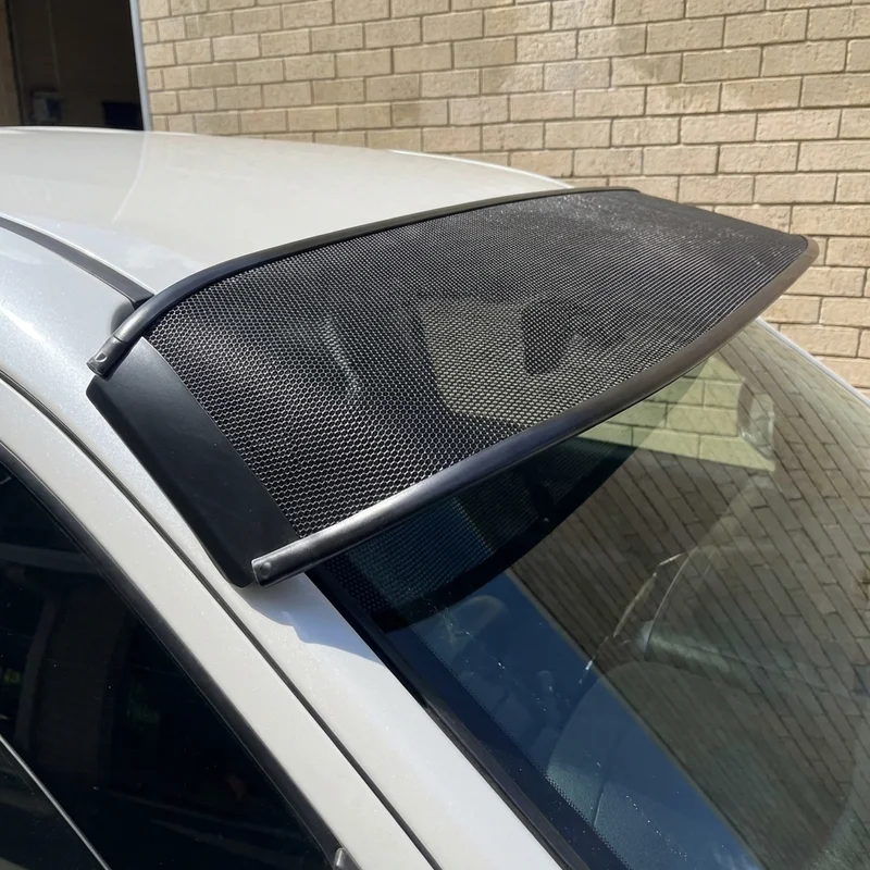 BMW 128i Mesh Windscreen Sunvisor (2008 - 2013) - 1