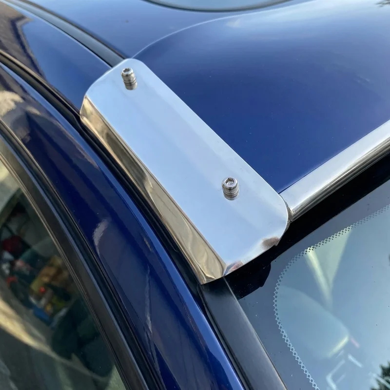 BMW 328is Sunvisor Mounting Bracket Kit (1996 - 1999) - 1