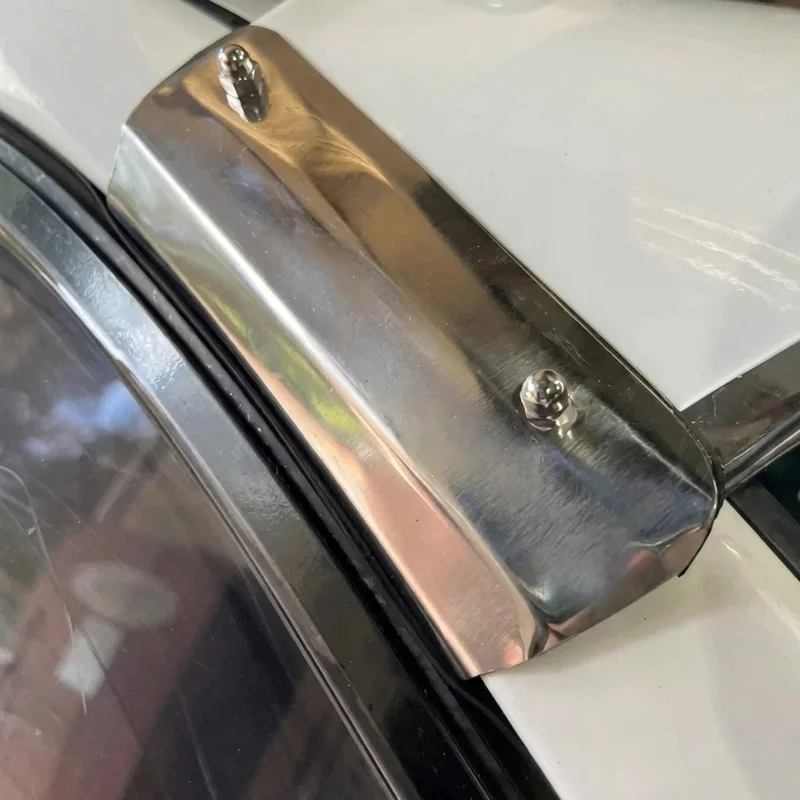 BMW 535i xDrive Sunvisor Mounting Bracket Kit (2009 - 2016) - 1