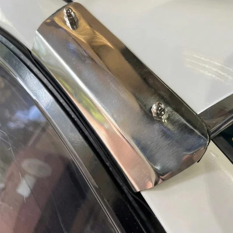 BMW 640i xDrive Gran Turismo Sunvisor Mounting Bracket Kit (2018 - 2019) - 1